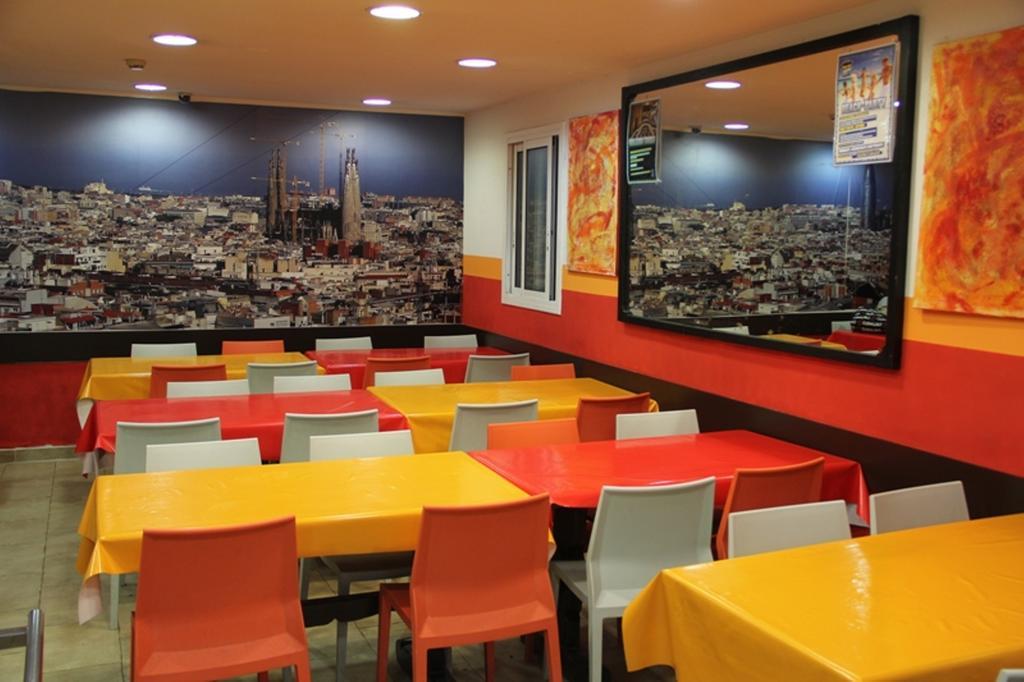Center-Ramblas Guest House Barcelona Luaran gambar