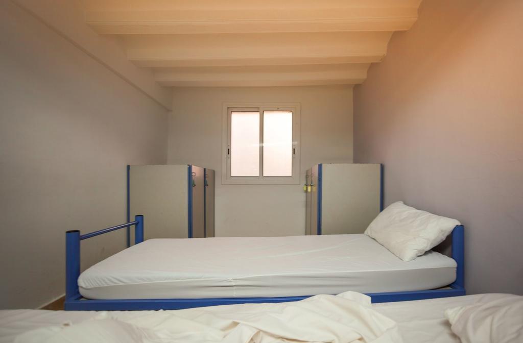 Center-Ramblas Guest House Barcelona Bilik gambar