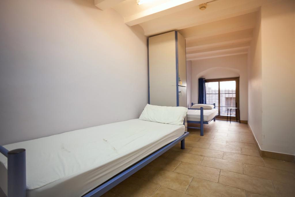 Center-Ramblas Guest House Barcelona Bilik gambar